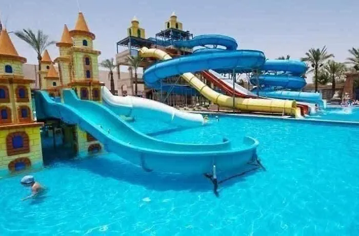 ميراج باي اكوا بارك Hurghada
